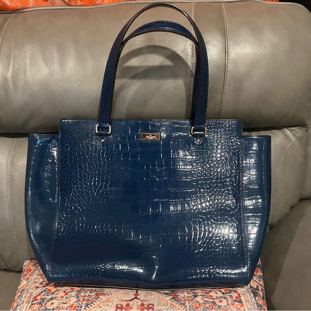 Kate Spade Elegant Navy Blue Crocodile-Embossed Tote Bag